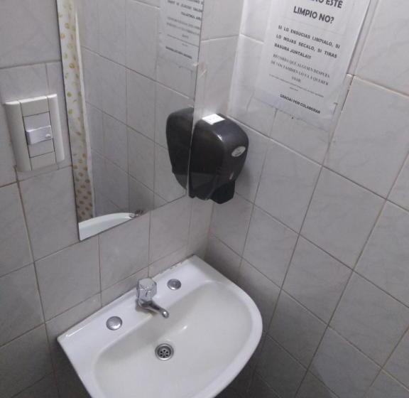 Кровать в Общей Комнате, Como En Casa Hostel