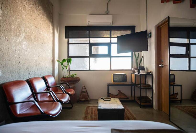 Люкс, Boutique Lafayette Tijuana