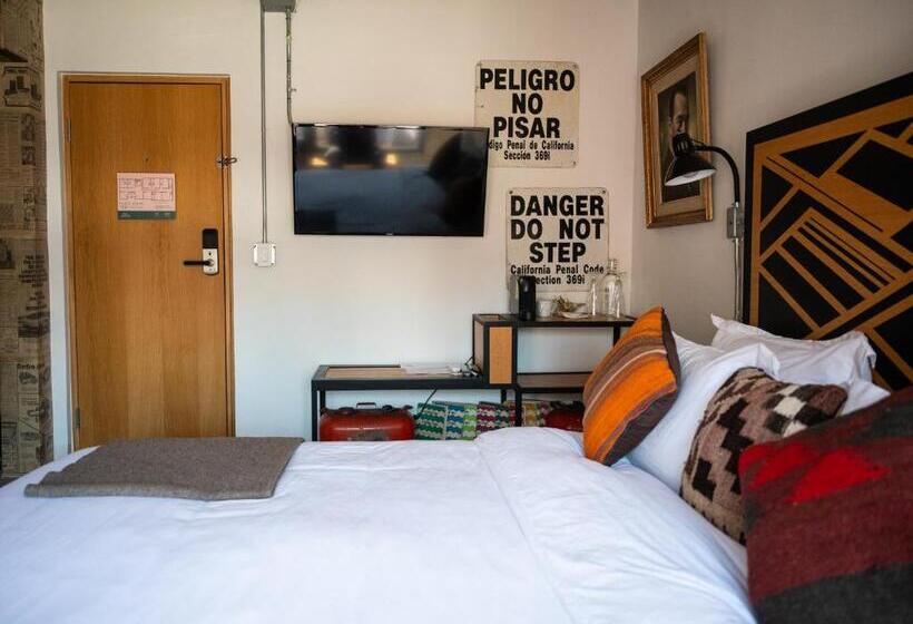 Люкс, Boutique Lafayette Tijuana