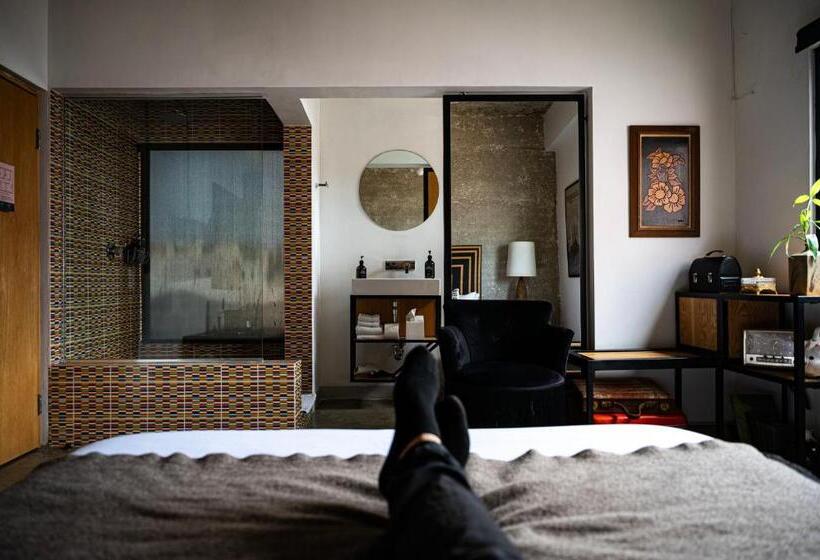 Люкс Повышенной Комфортности, Boutique Lafayette Tijuana