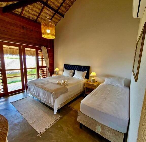 Triple Room Sea View, Vila Ybytu Eco Resort