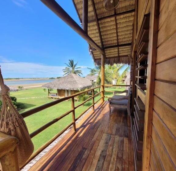 غرفة سوبيريور مطلّة علي البحر, Vila Ybytu Eco Resort