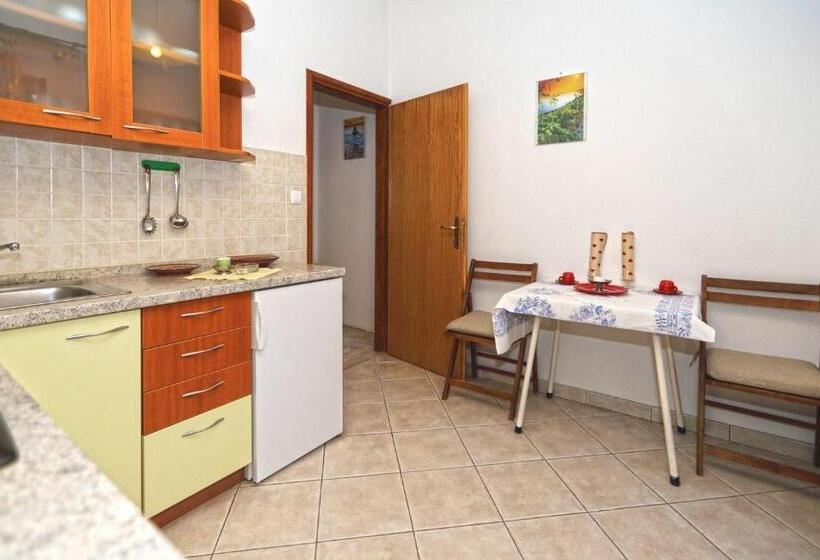 テラス付き１ベッドルームアパートメント, Apartments Boćin Rosso