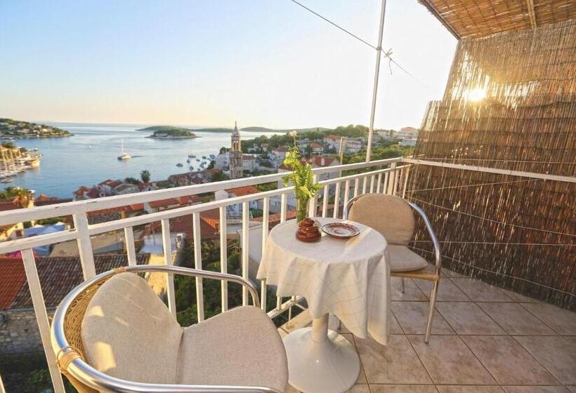 テラス付き１ベッドルームアパートメント, Apartments Boćin Rosso