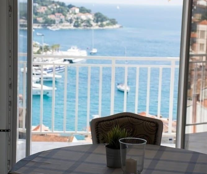 海の見える１ベッドルームアパートメント, Apartments Boćin Rosso