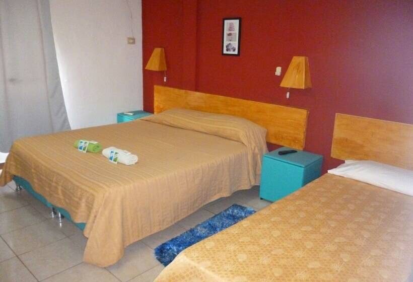 Номер Стандарт Трехместный, Petit Hotel Panambi
