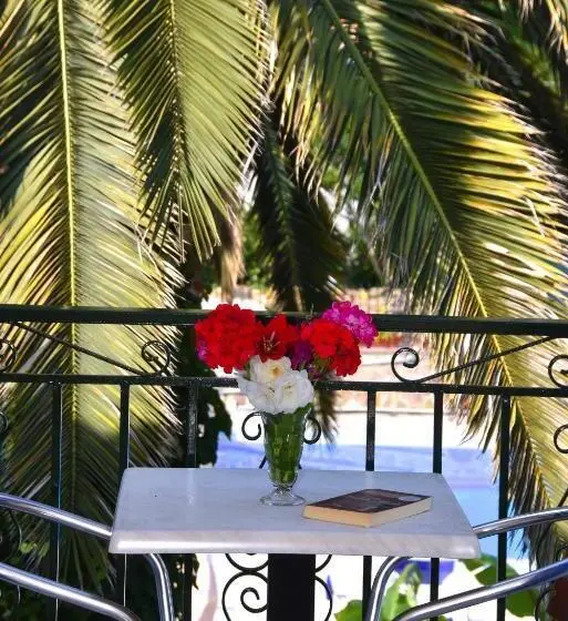 バルコニー付き１ベッドルームアパートメント, Blue Sky Hotel   Petra   Lesvos   Greece
