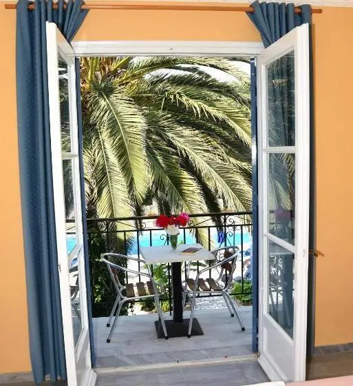 バルコニー付き１ベッドルームアパートメント, Blue Sky Hotel   Petra   Lesvos   Greece