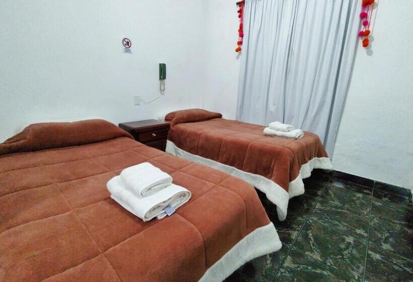 اتاق استاندارد سه نفره, Hosteria Los Cuartos