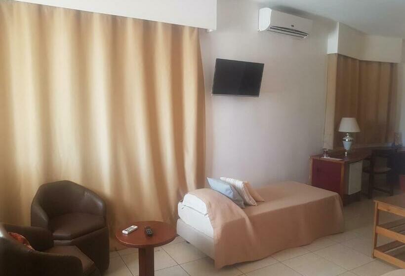 اتاق استاندارد با چشمانداز دریا, Arc