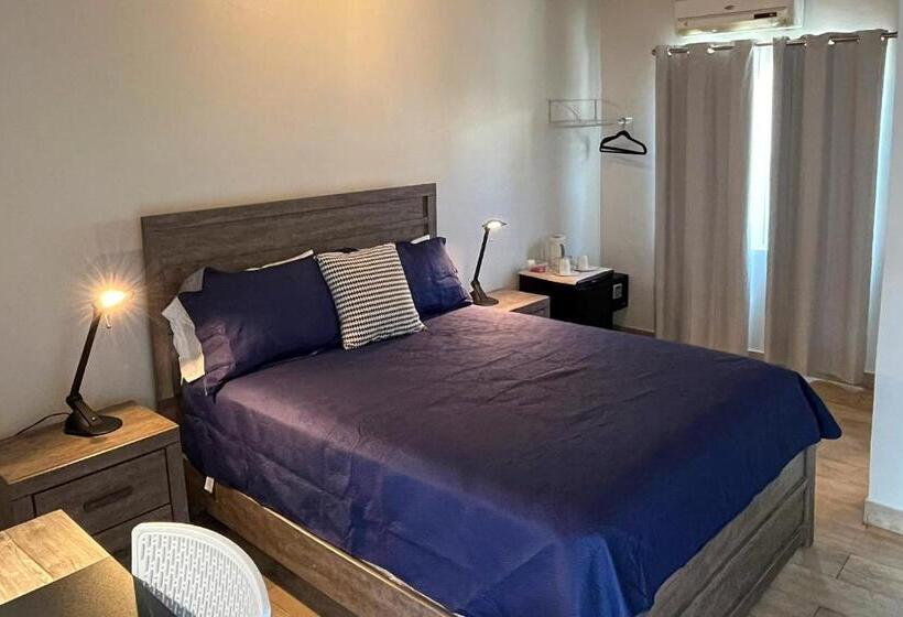 スタンダードルーム, The Moxy