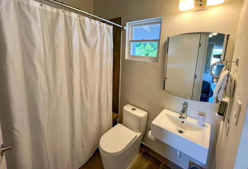 キングサイズベッドのスーペリアルーム, The Moxy