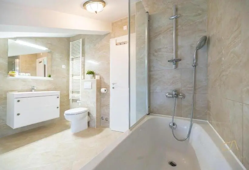 バルコニー付き1ベッドルームアパートメント, Luxury Apartments Villa Luce