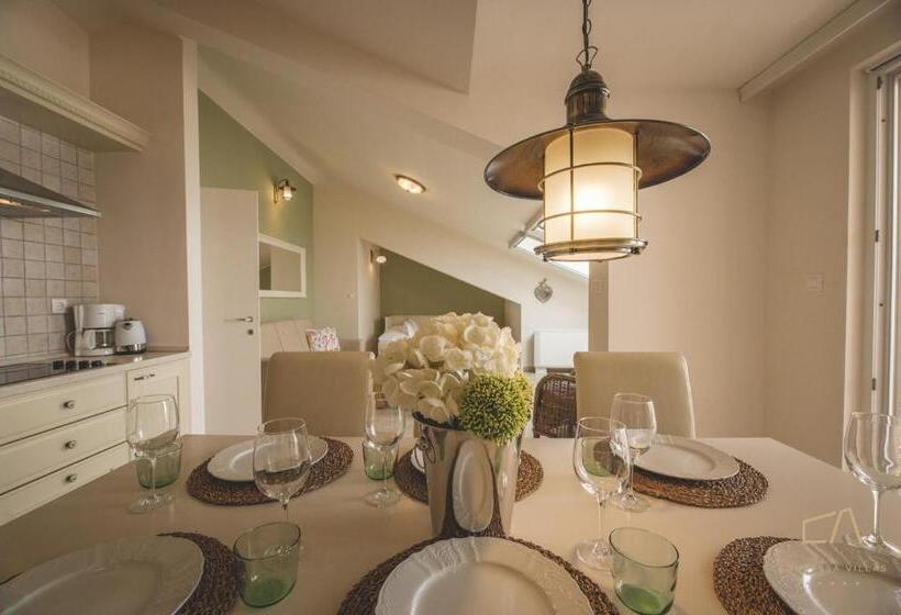 דירת חדר נוף לים, Luxury Apartments Villa Luce