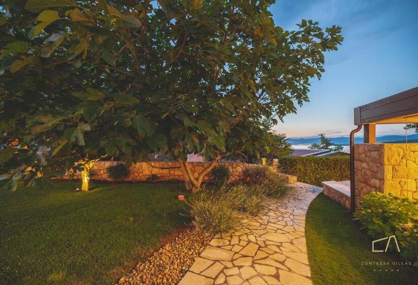 דירת חדר בקומת קרקע, Luxury Apartments Villa Luce