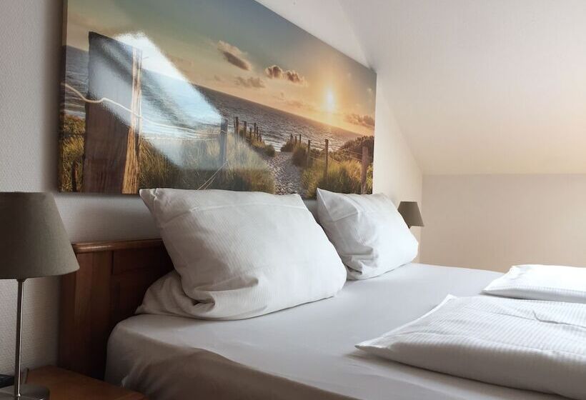 スタンダード4人部屋, Gastehaus Am Wasserpark