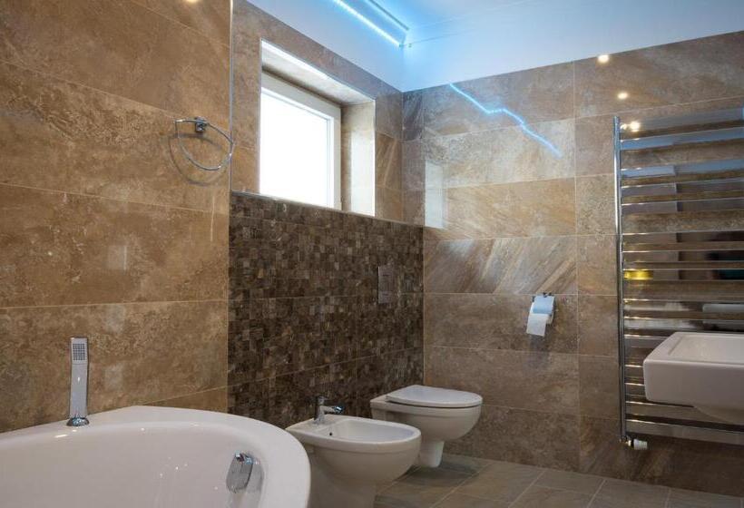 デラックススタジオ, Villa Kiwi