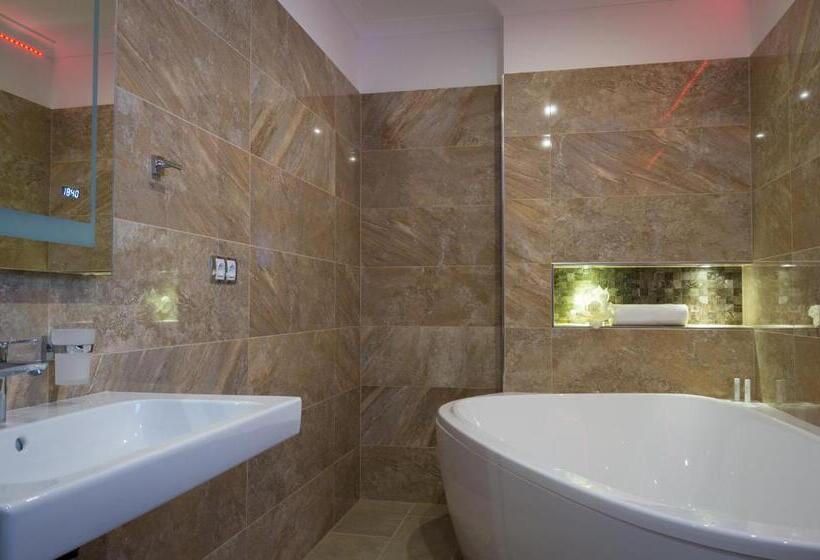 デラックススタジオ, Villa Kiwi