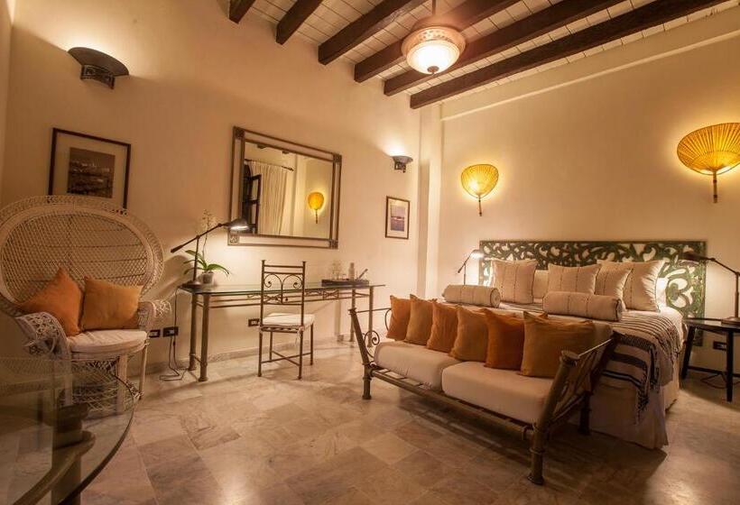 سوییت با چشم‌انداز استخر, Casa De Alba Hotel Boutique