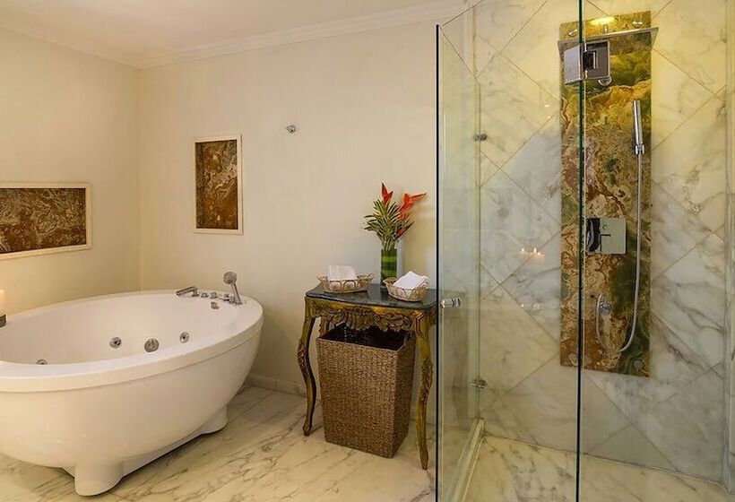 سوییت با چشم‌انداز استخر, Casa De Alba Hotel Boutique
