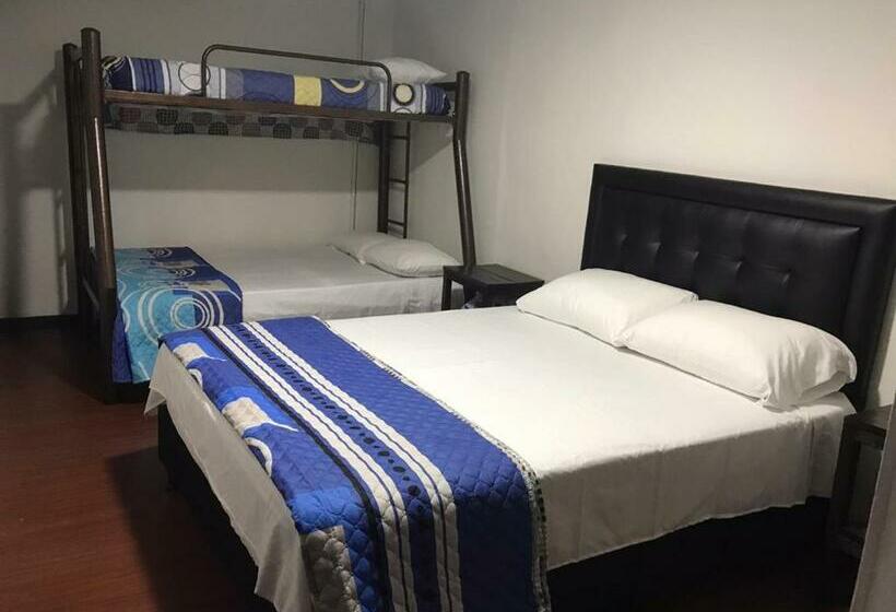 اتاق سوپریور خانوادگی, Hostal El Eden Manizales