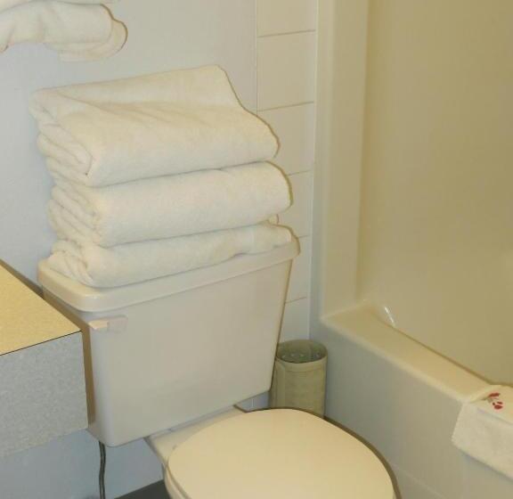 Quarto standard, Lazy J Motel