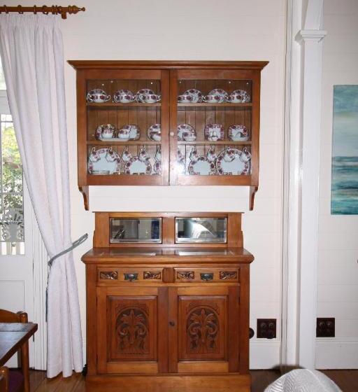 خانه 1 خوابه, Riversleigh House