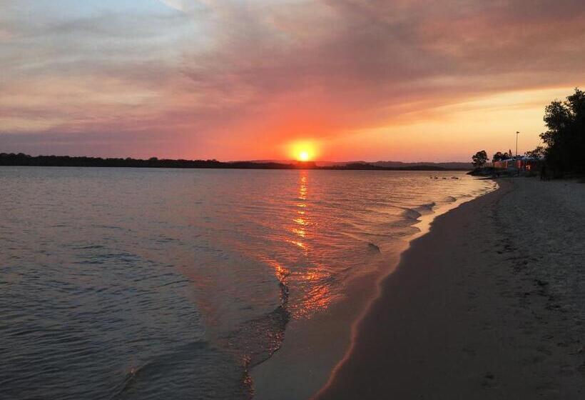 خانه 1 خوابه, Riversleigh House