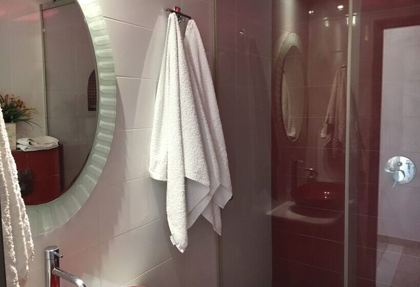 Standard Værelse, Villa Koronios