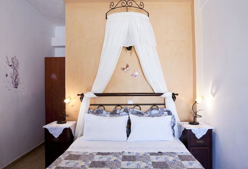 Standard Studio, Villa Koronios