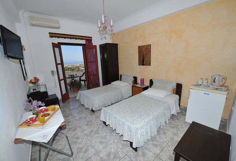 Standard Studio, Villa Koronios