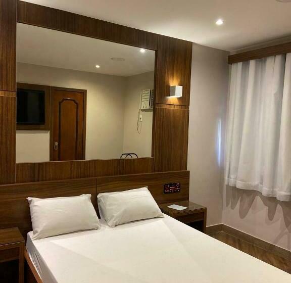 اتاق لوکس, Verona