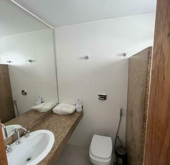 اتاق استاندارد سه نفره, Verona