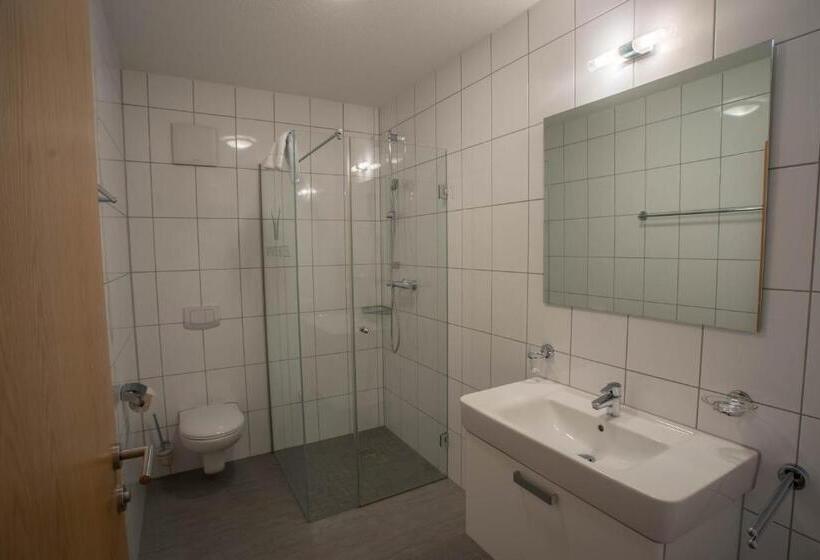 شقة غرفتين, Appart Gastauer