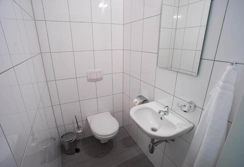 شقة غرفة نوم واحدة مزودة بشُرفة, Appart Gastauer