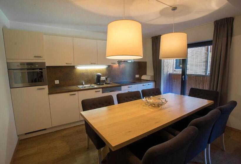 شقة غرفة نوم واحدة مزودة بشُرفة, Appart Gastauer