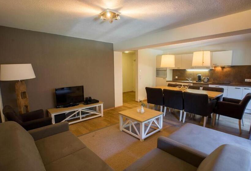 شقة غرفة نوم واحدة مزودة بشُرفة, Appart Gastauer