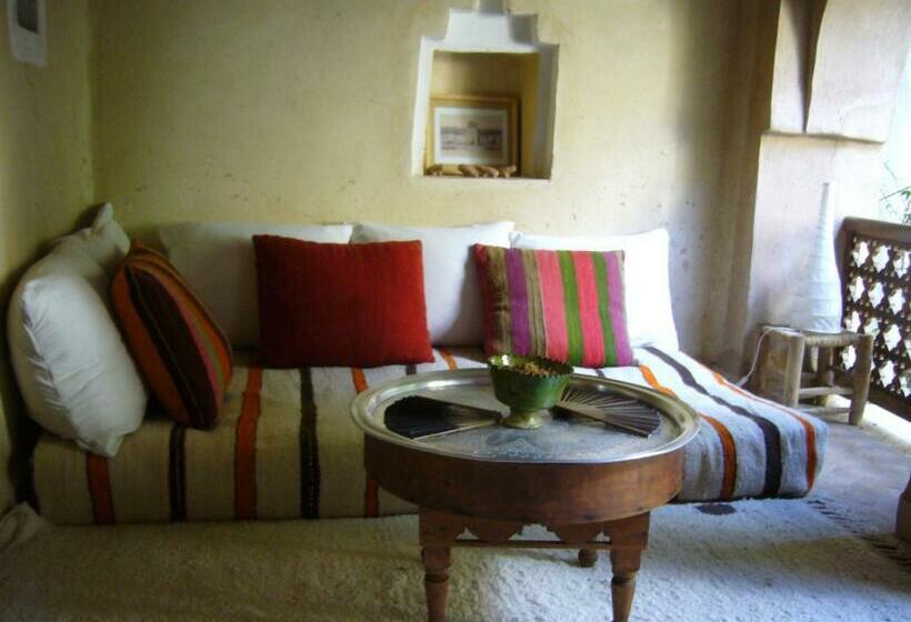 스탠다드 발코니 룸, Dar Zahia