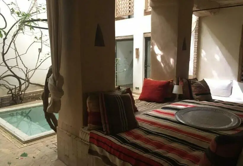 Standard-huone, Dar Zahia
