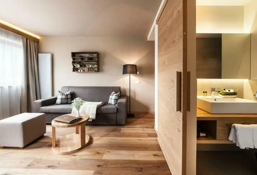Suite with Terrace, Autentis