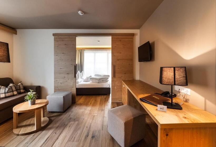 带阳台套房, Autentis