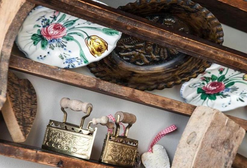 带露台的套间, Autentis