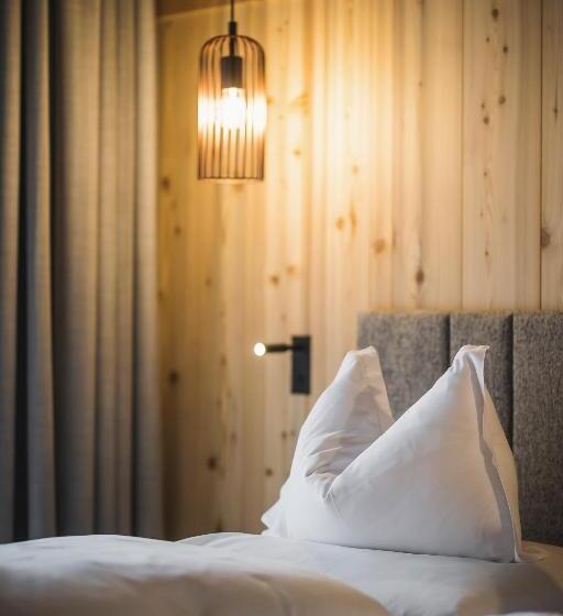 复式套房, Autentis