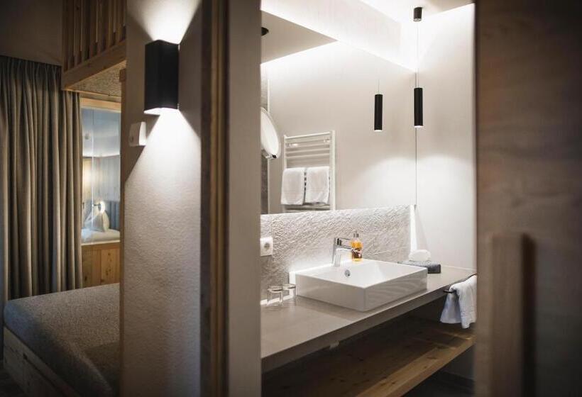 复式套房, Autentis