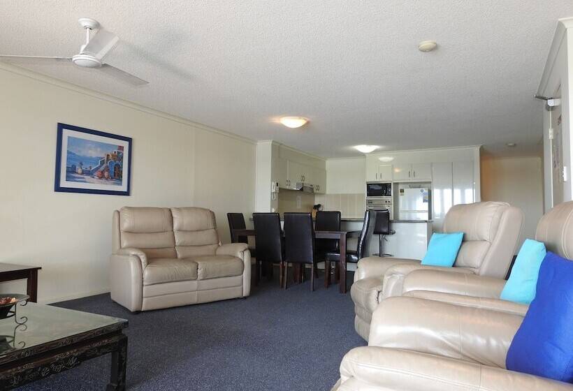 آپارتمان 3 خوابه, On The River Apartments