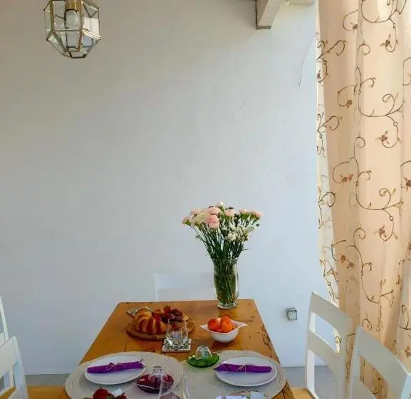 اتاق استاندارد با تخت بزرگ, Corte Mercurio B&b