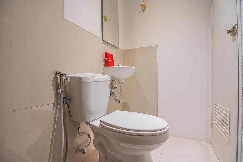 Номер Deluxe, Reddoorz Near Taman Rejomulyo