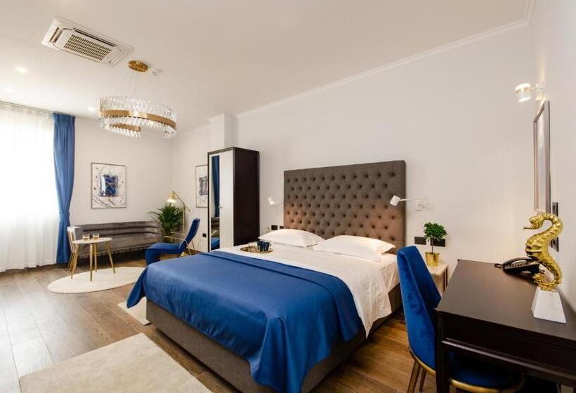 キングサイズベッドのデラックスルーム, Villa Brandestini