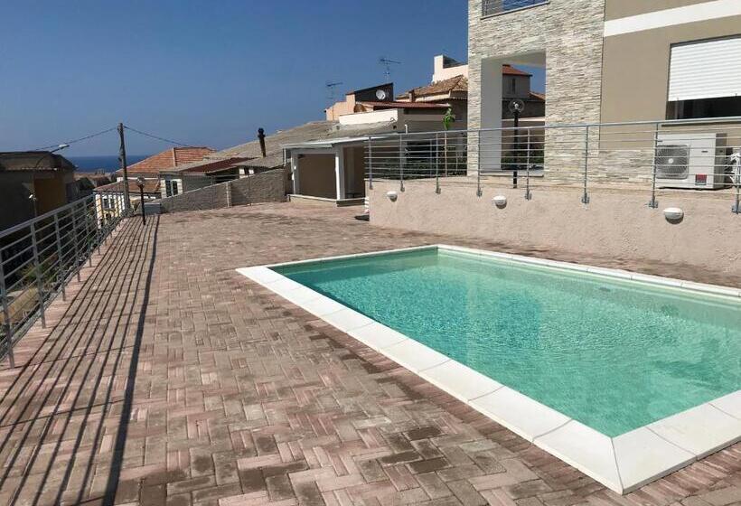 キングサイズベッドのスーペリアルーム, Residenza Kalios