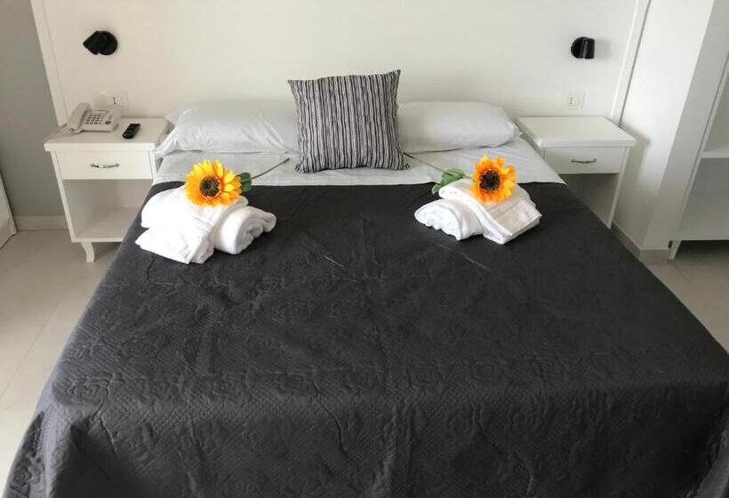 キングサイズベッドのスーペリアルーム, Residenza Kalios